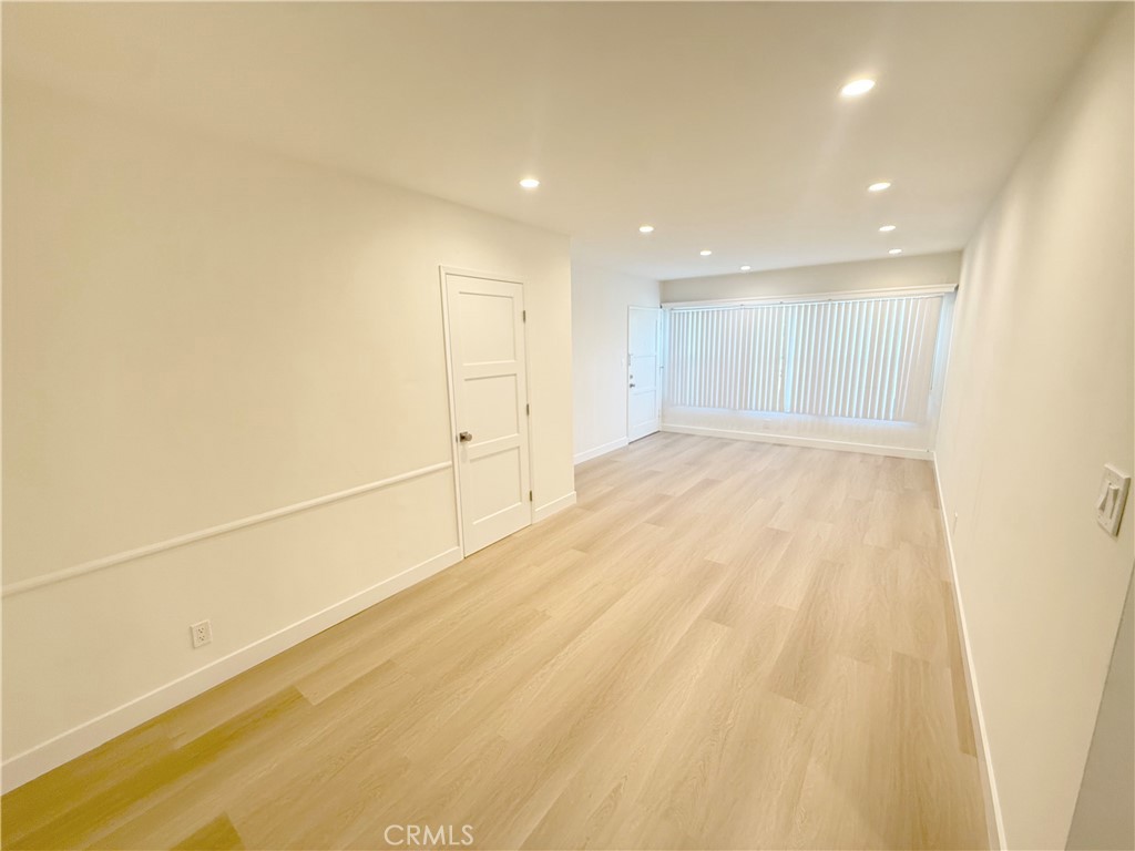 4123 Ocean View Blvd 1 Property Photo 12