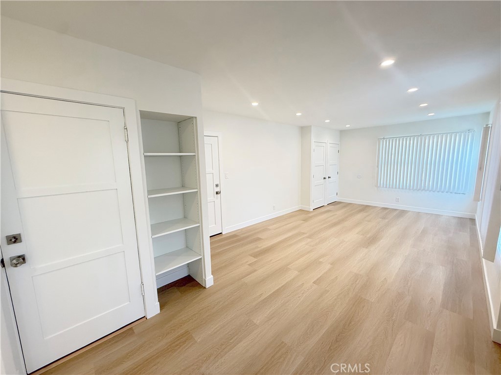 4123 Ocean View Blvd 3 Property Photo 5