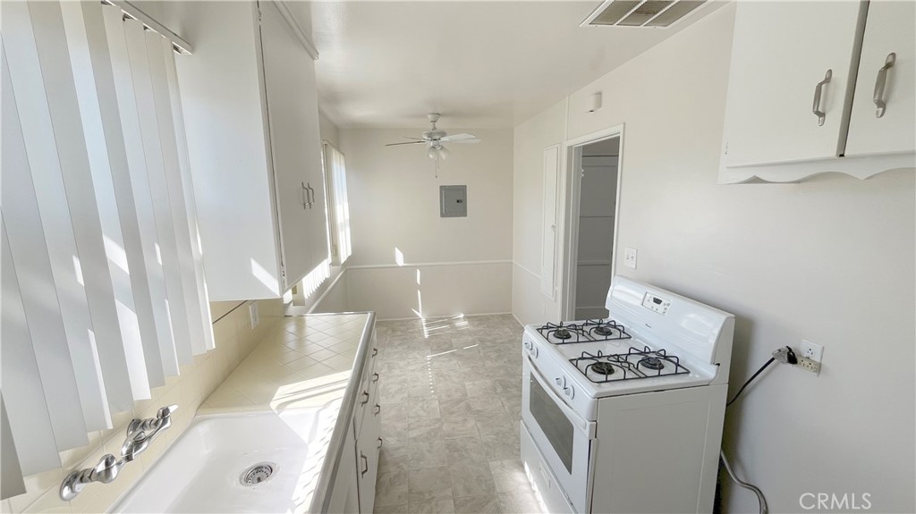 4123 Ocean View Blvd 4123 Property Photo 5