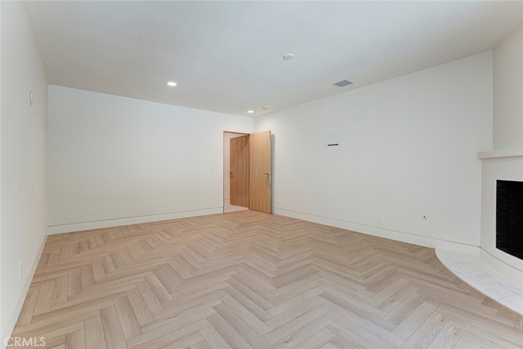 401 Brockmont Drive Property Photo 15