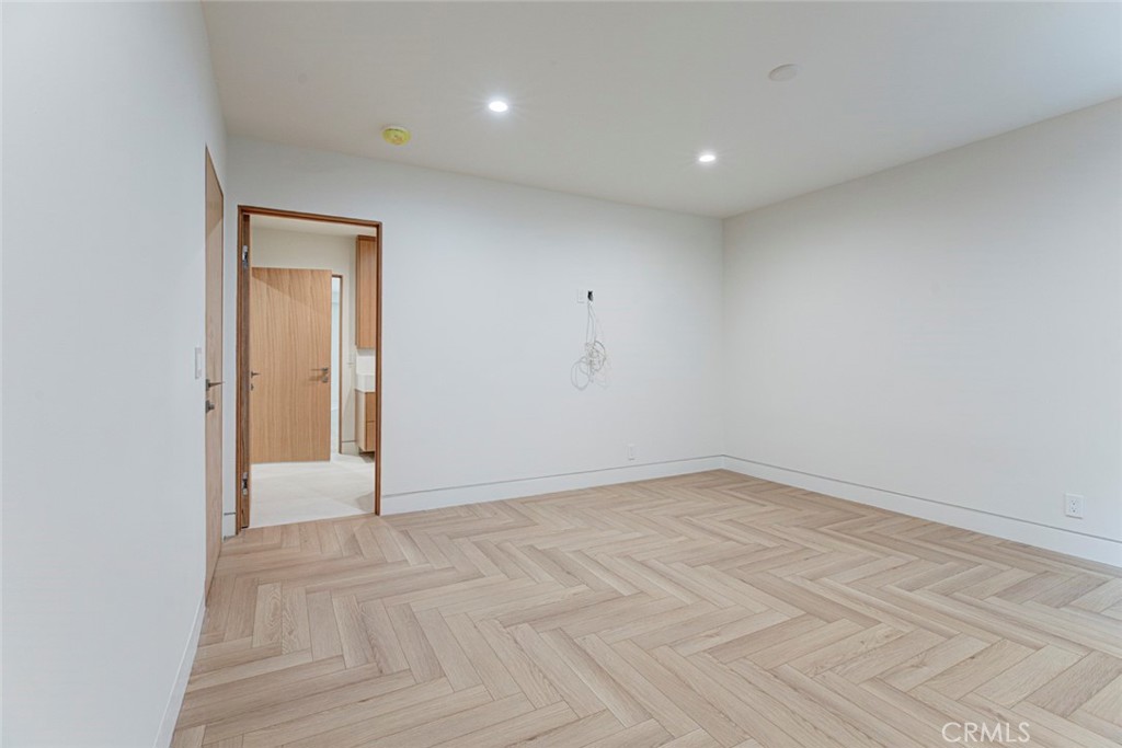 401 Brockmont Drive Property Photo 18