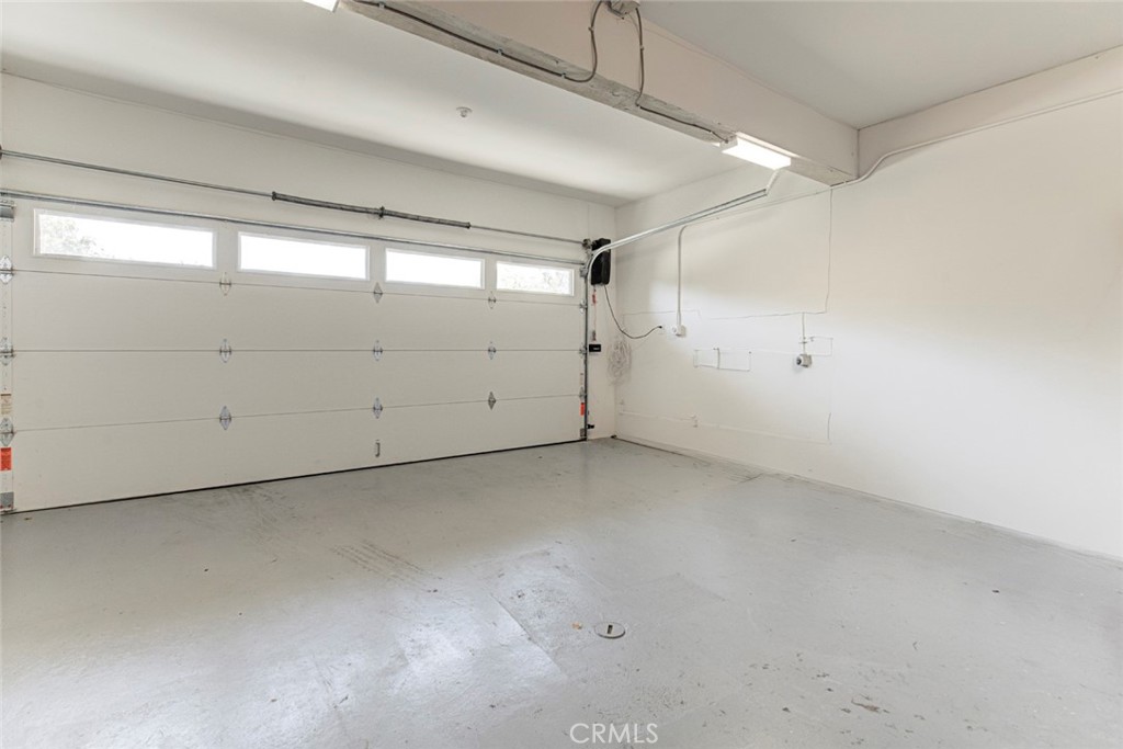 401 Brockmont Drive Property Photo 25