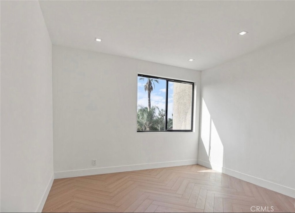 8455 Fountain Avenue 308 Property Photo 15
