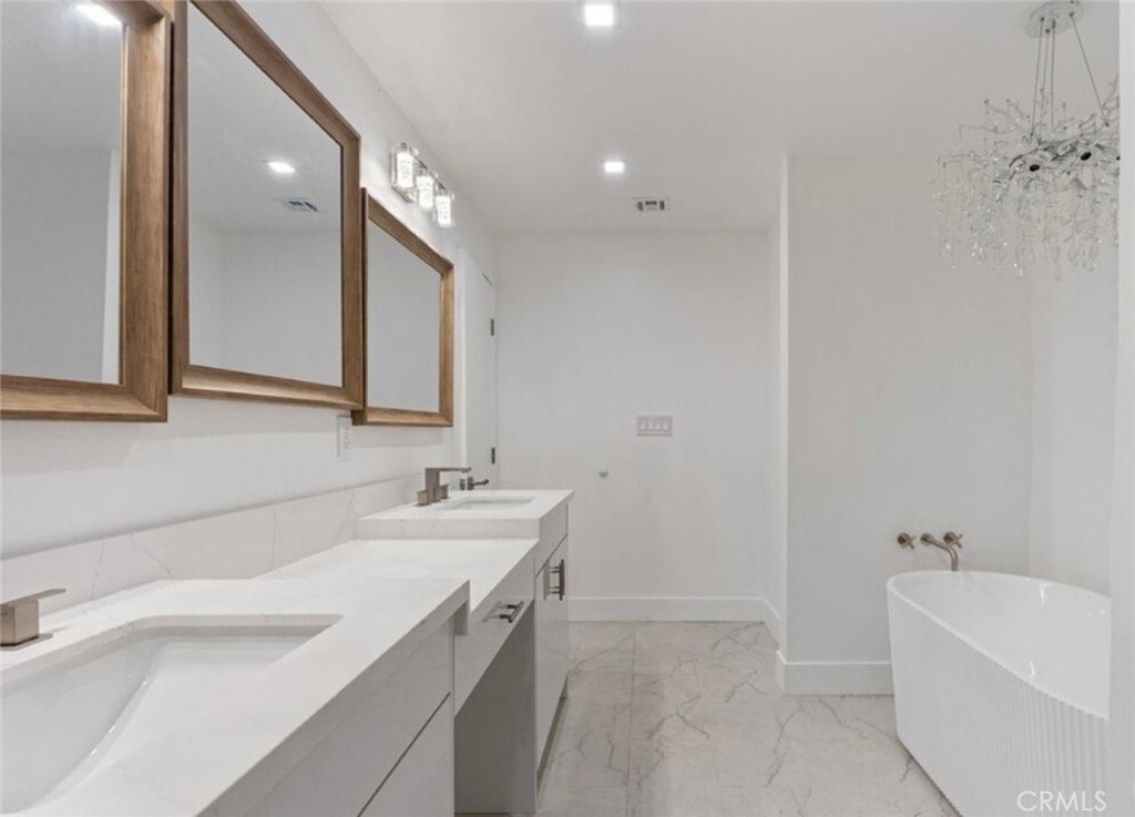 8455 Fountain Avenue 308 Property Photo 17
