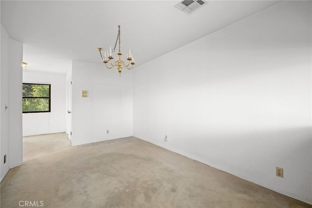 3206 Montrose Avenue 4 Property Photo 22