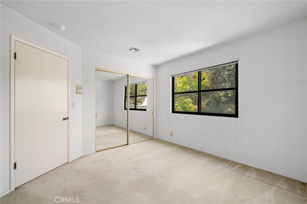 3206 Montrose Avenue 4 Property Photo 39