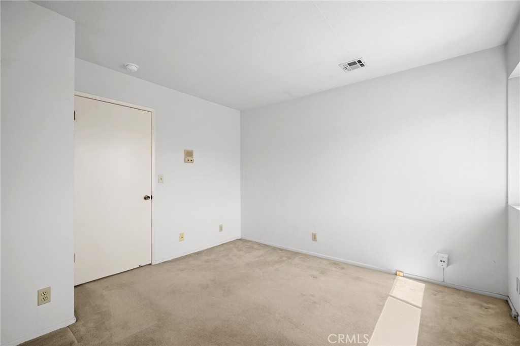 3206 Montrose Avenue 4 Property Photo 44