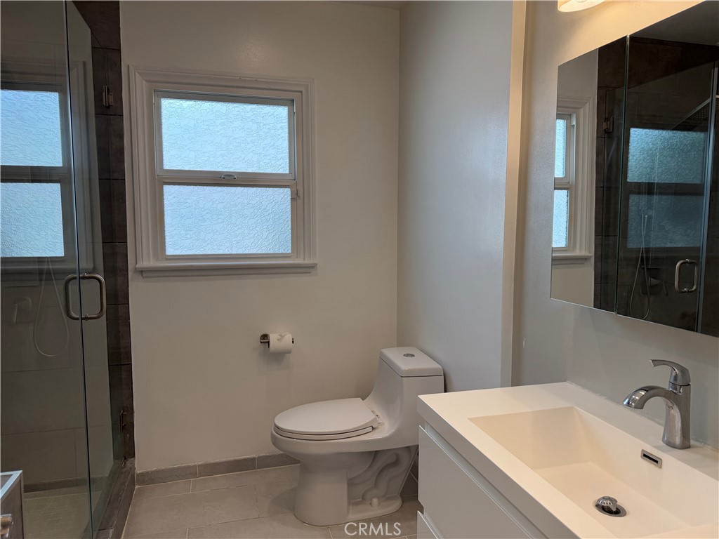 2812 N Myers Property Photo 5