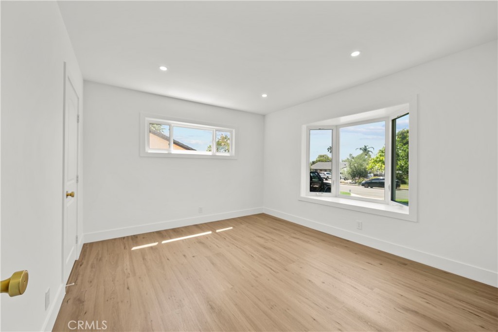 17439 Donmetz Property Photo 27