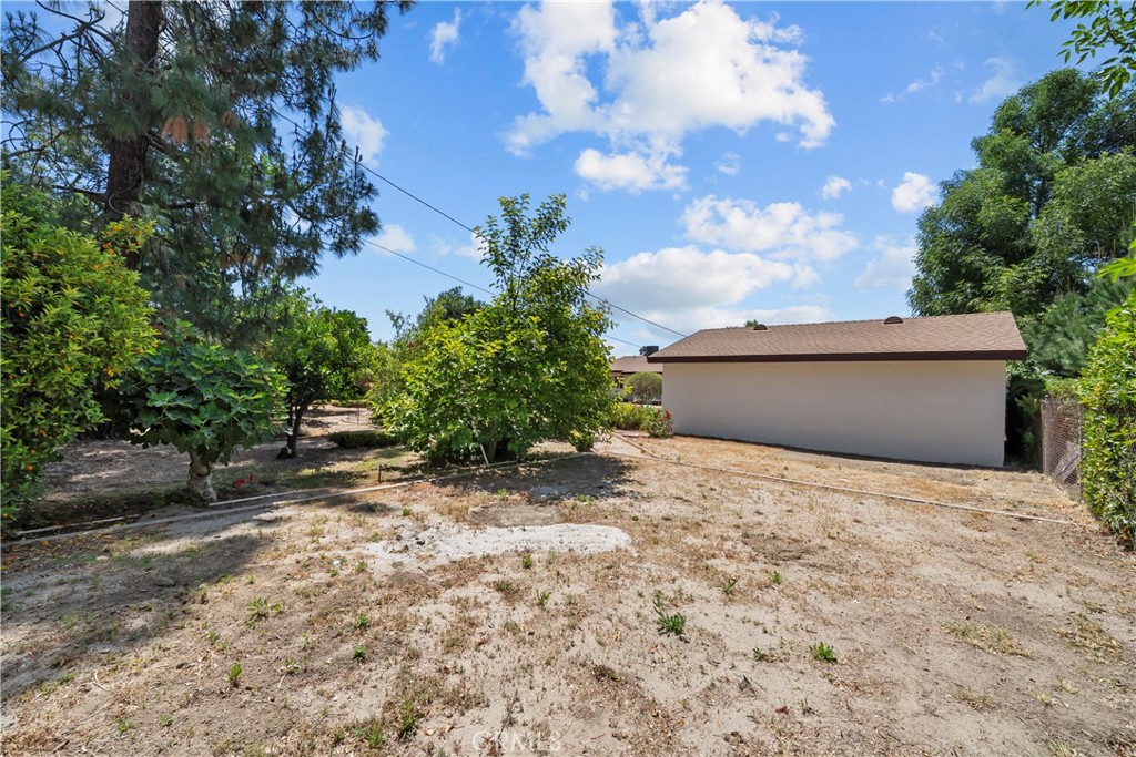 17439 Donmetz Property Photo 48