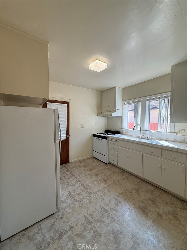 736 S Adams A Property Photo 12