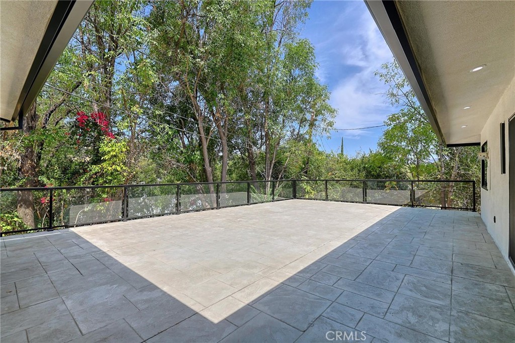 5843 Nevada Property Photo 29