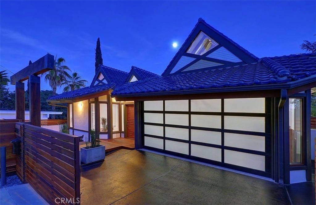 1954 Redesdale Avenue Property Photo 33