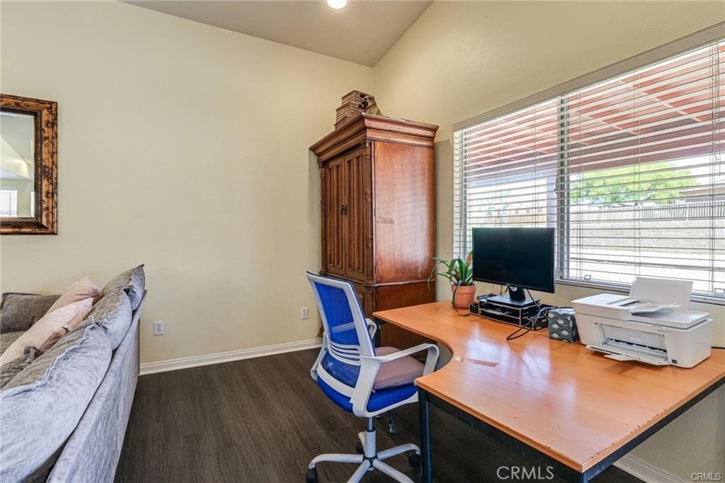 8523 Barberry Avenue Property Photo 12