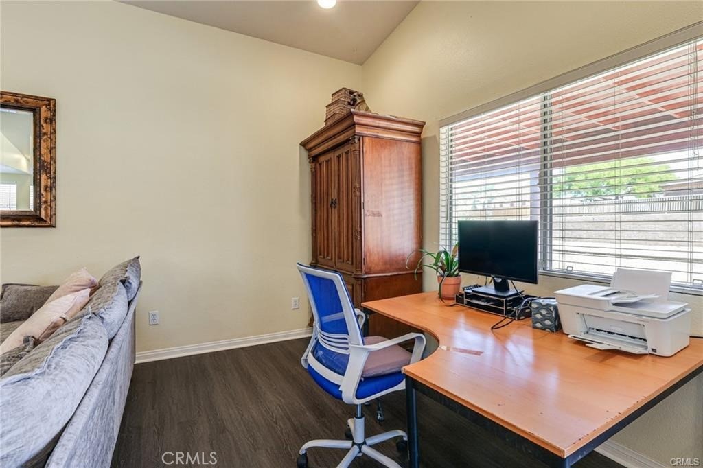 8523 Barberry Avenue Property Photo 13