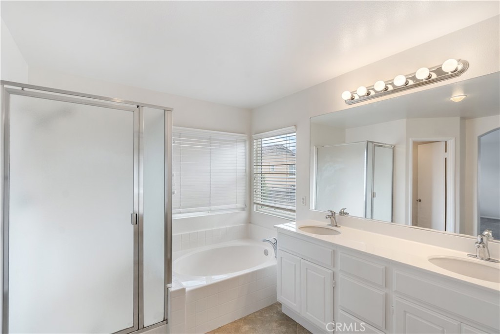 1486 Sundance Property Photo 34