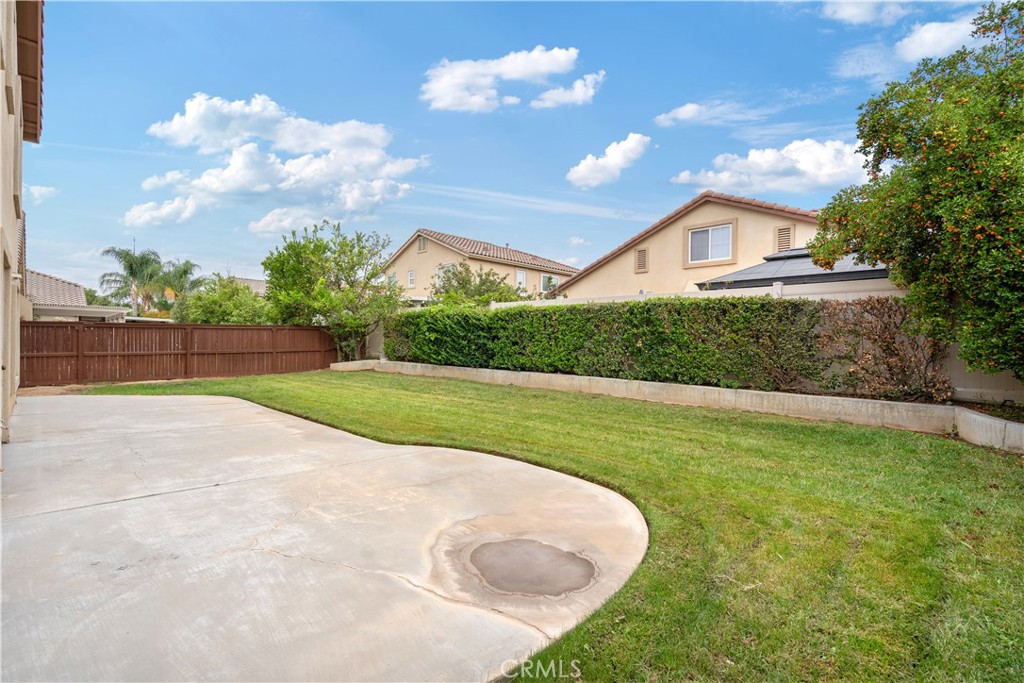 1486 Sundance Property Photo 38