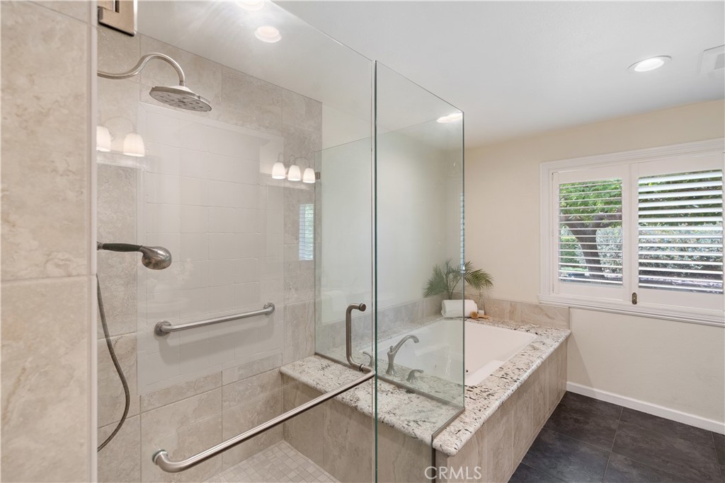 1002 Pomello Property Photo 27