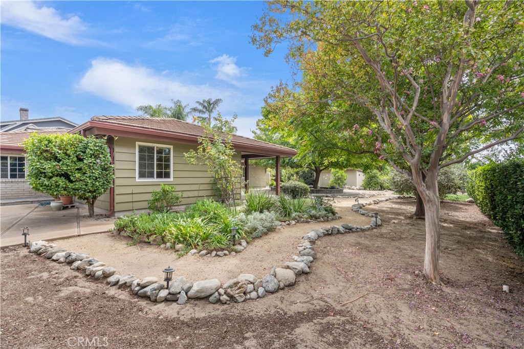 1002 Pomello Property Photo 32