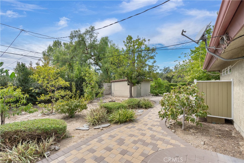 1002 Pomello Property Photo 36