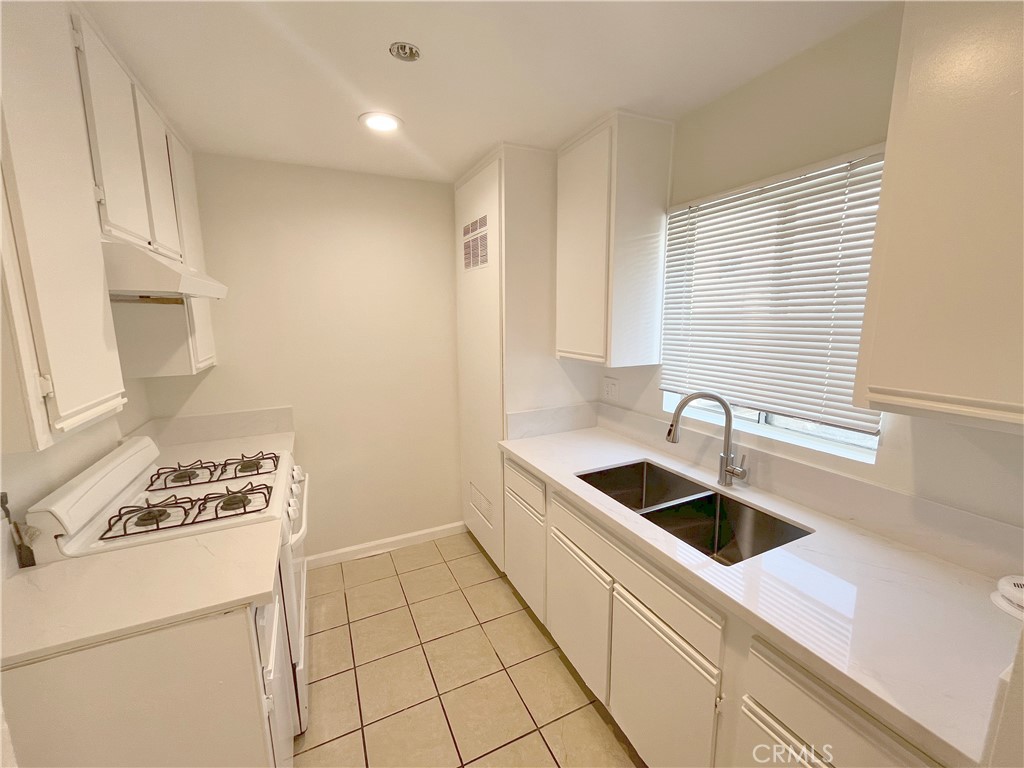 10255 Tujunga Canyon Boulevard 14 Property Photo 4