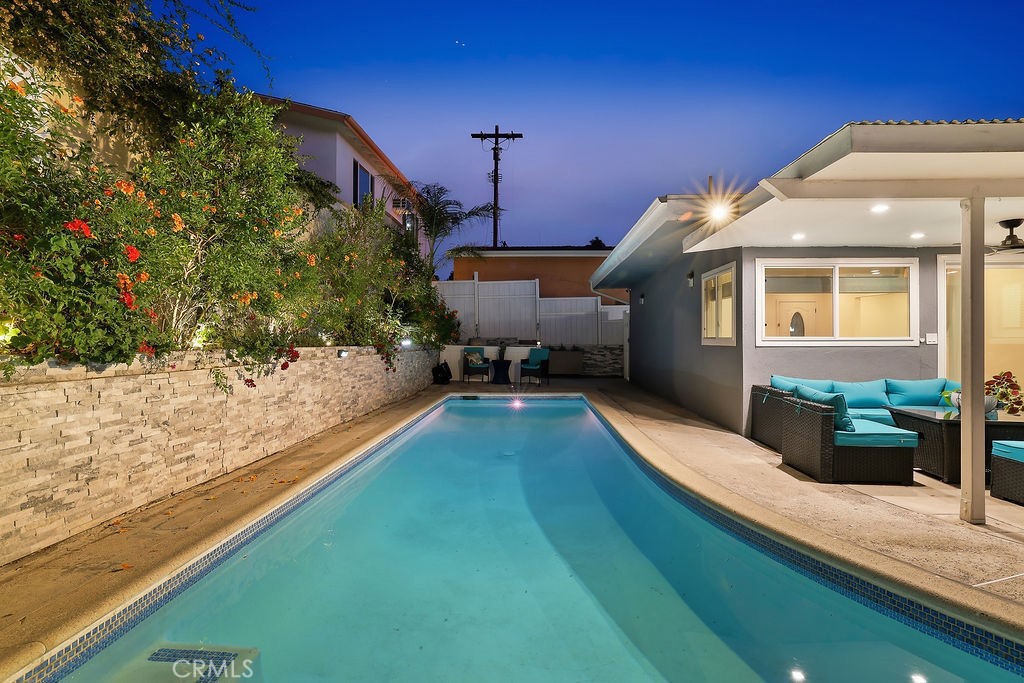 6951 Bellclaire Property Photo 17