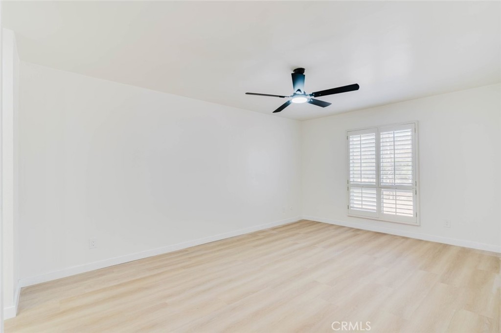 620 N Kenwood Street 208 Property Photo 16