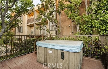 365 Burchett Street 303 Property Photo 16