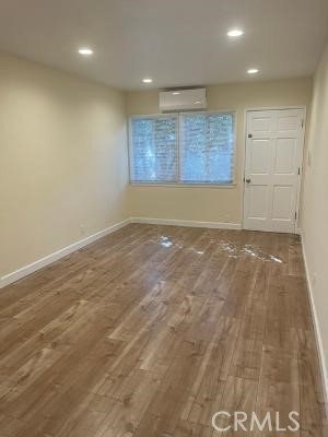 2535 1/2 Cross Property Photo 3