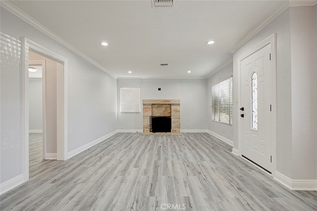 14537 Wyandotte Property Photo 7