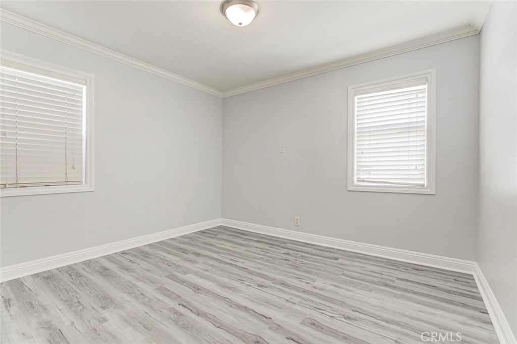 14537 Wyandotte Property Photo 14