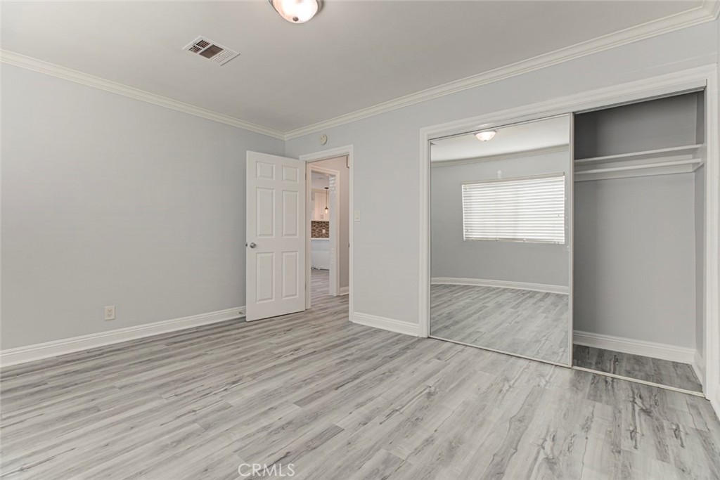 14537 Wyandotte Property Photo 23