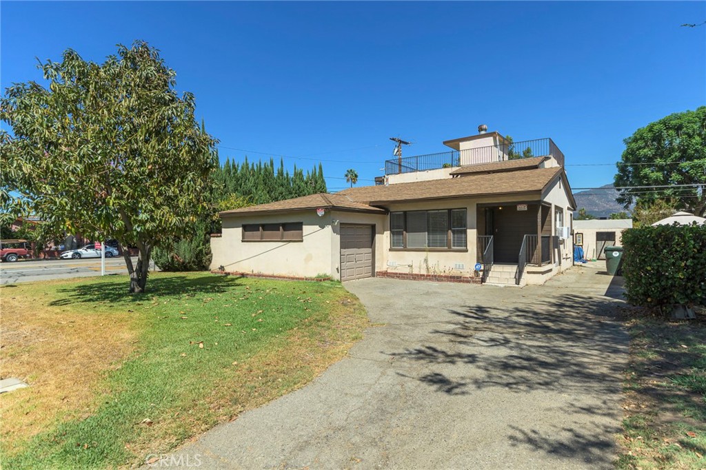 203 Benrud Street Property Photo 1