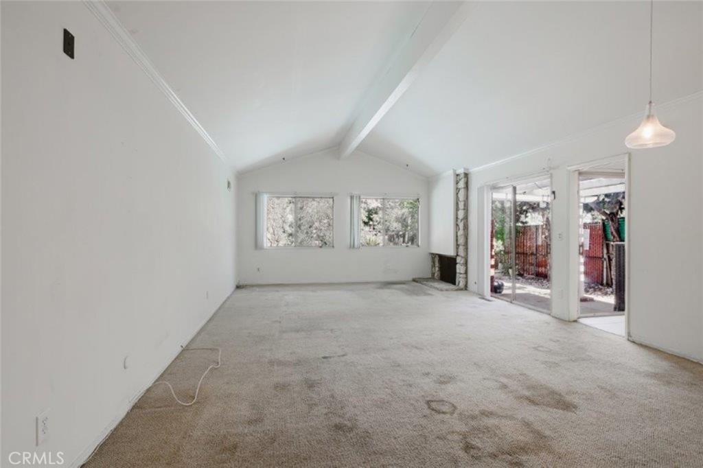 1755 Sunny Heights Drive Property Photo 6