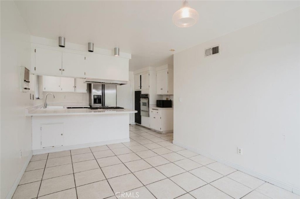 1755 Sunny Heights Drive Property Photo 9