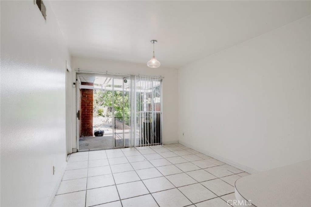 1755 Sunny Heights Drive Property Photo 10