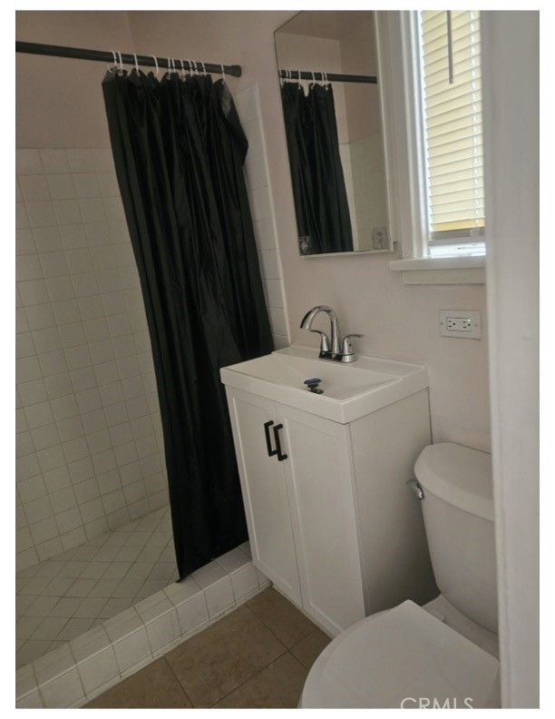 305 Geneva Street Property Photo 6