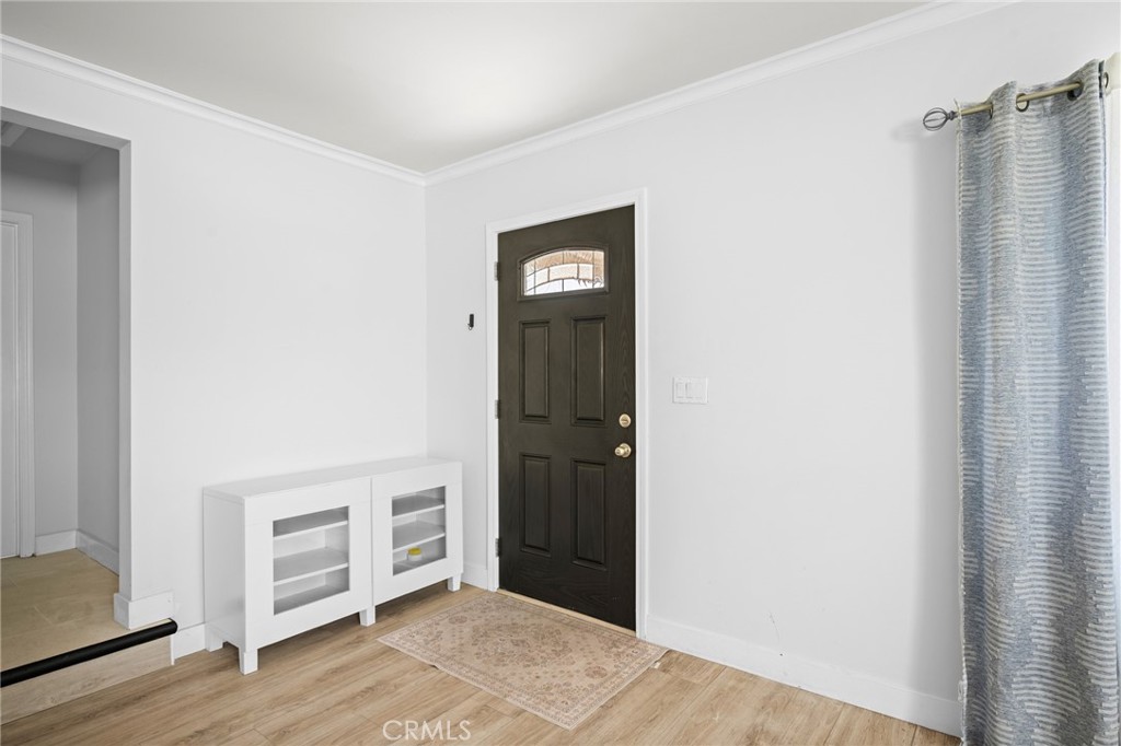1020 Olmsted A Property Photo 3
