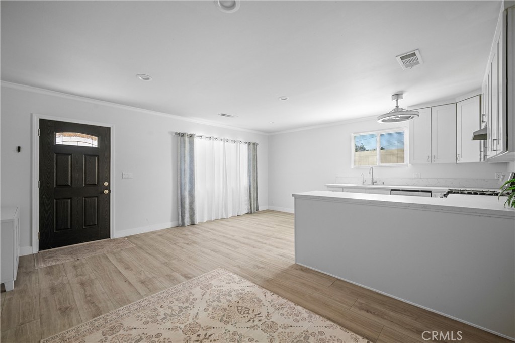1020 Olmsted A Property Photo 5
