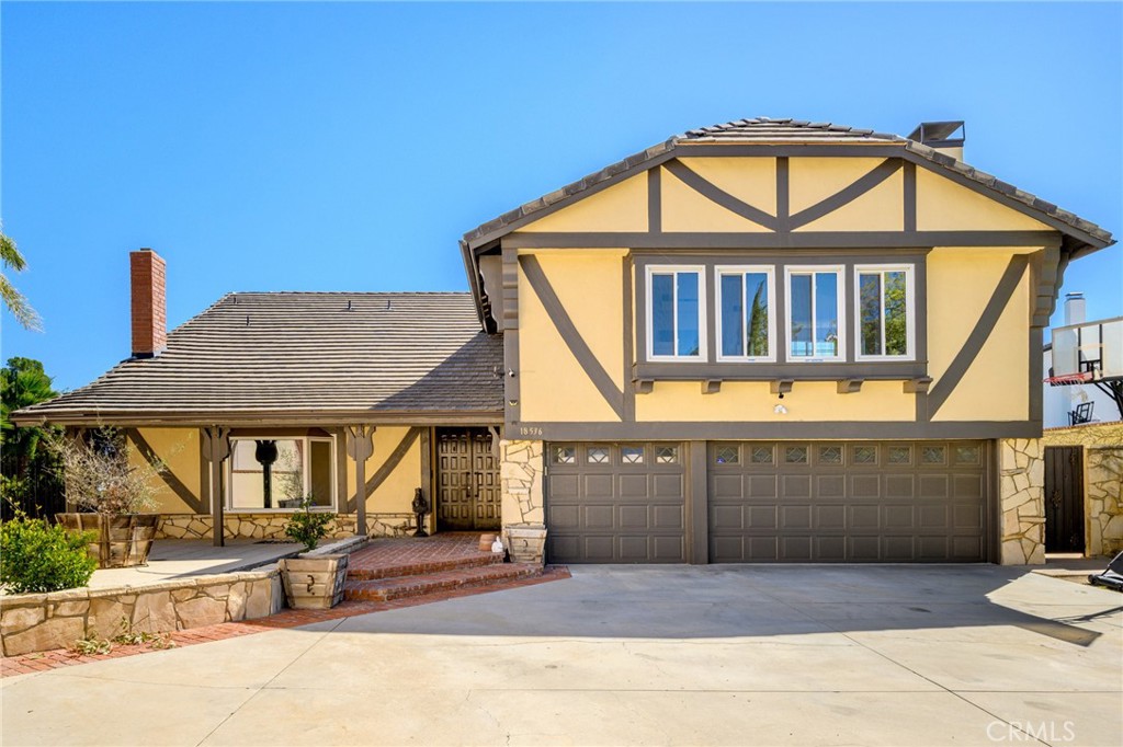 18536 Brymer Street Property Photo 1