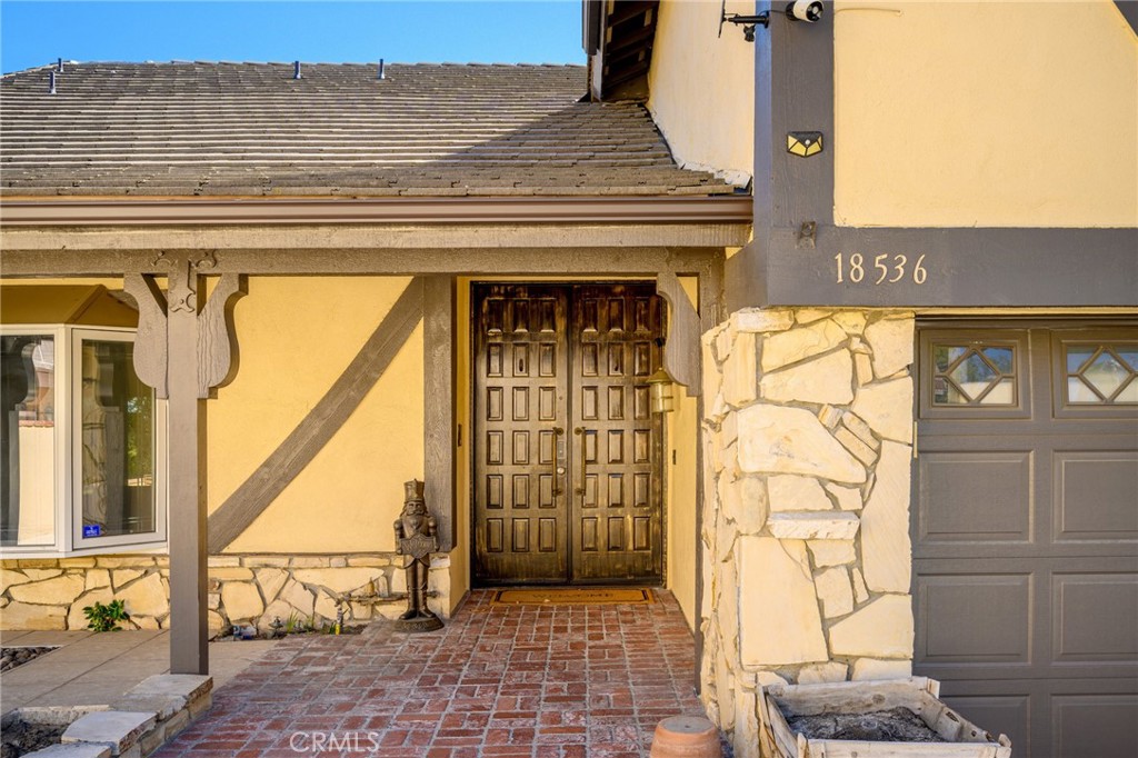 18536 Brymer Street Property Photo 2