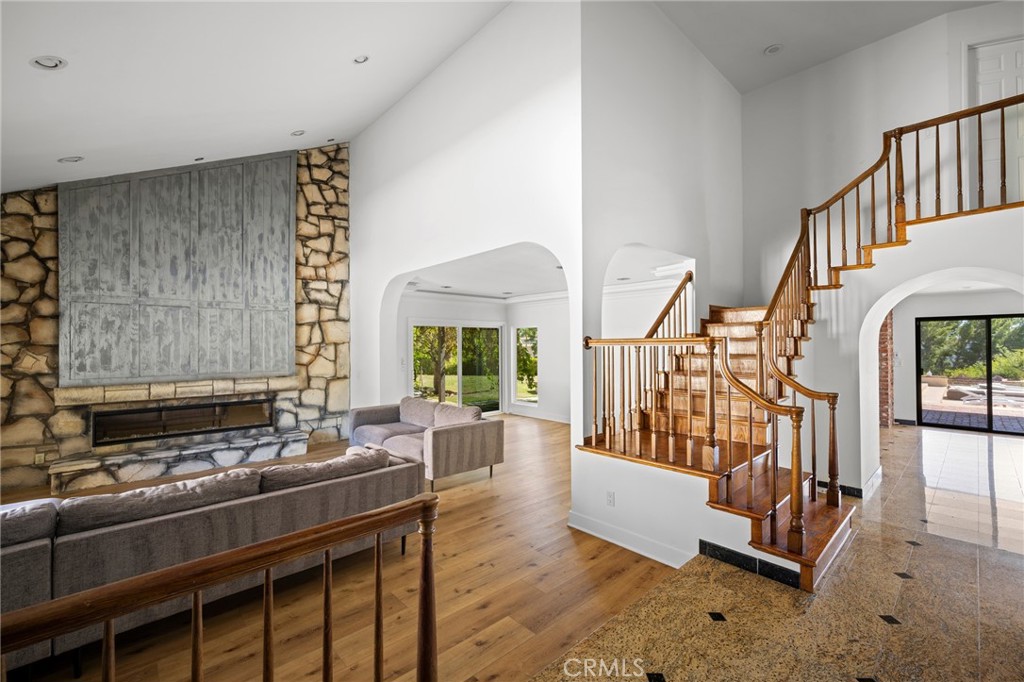 18536 Brymer Street Property Photo 4