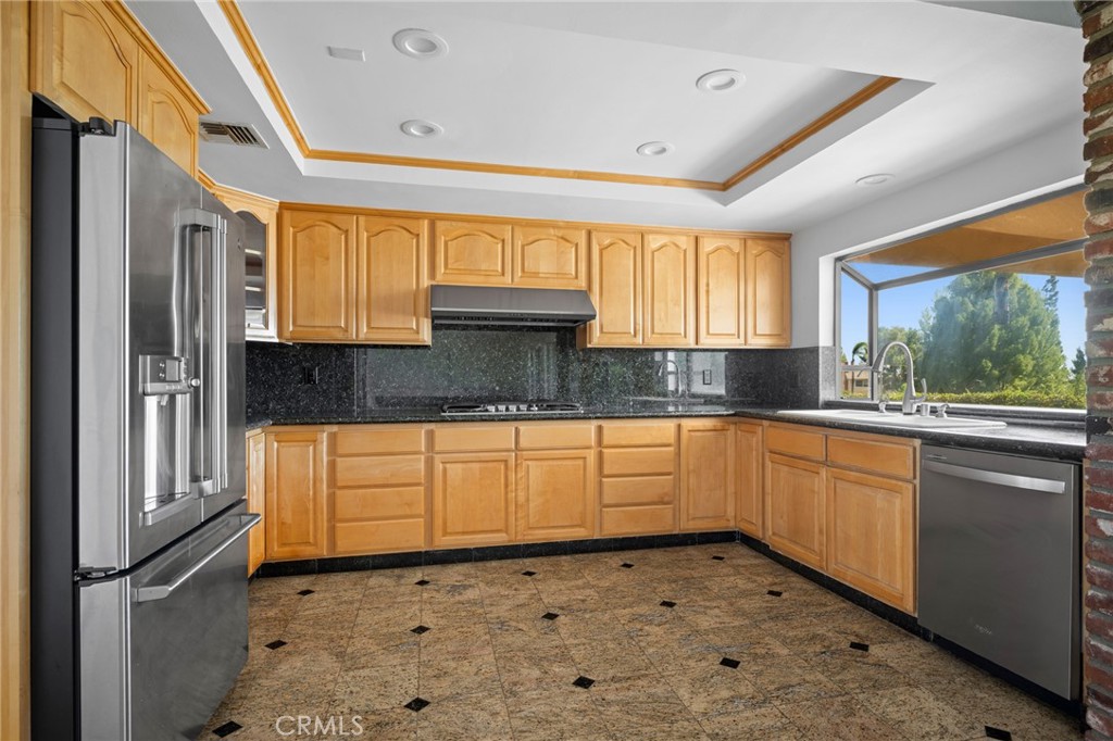 18536 Brymer Street Property Photo 14