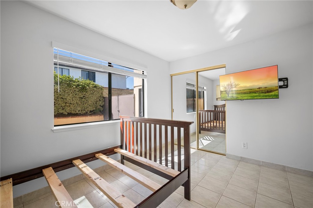 18536 Brymer Street Property Photo 18