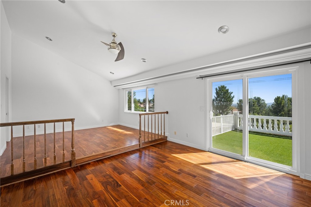 18536 Brymer Street Property Photo 23