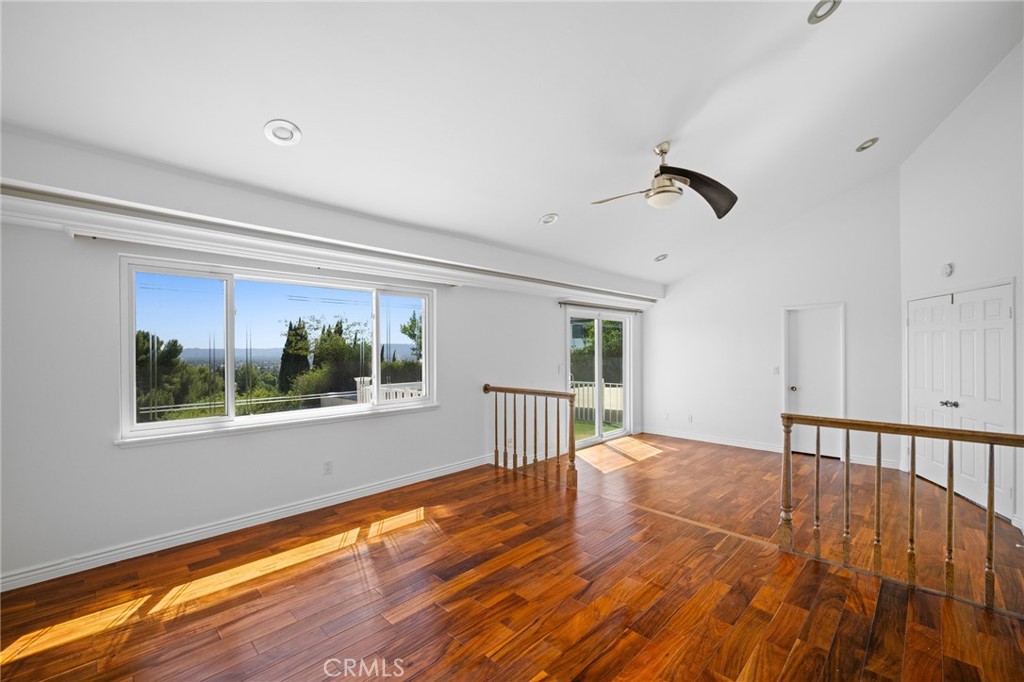 18536 Brymer Street Property Photo 26