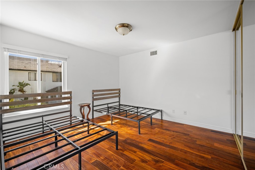 18536 Brymer Street Property Photo 39