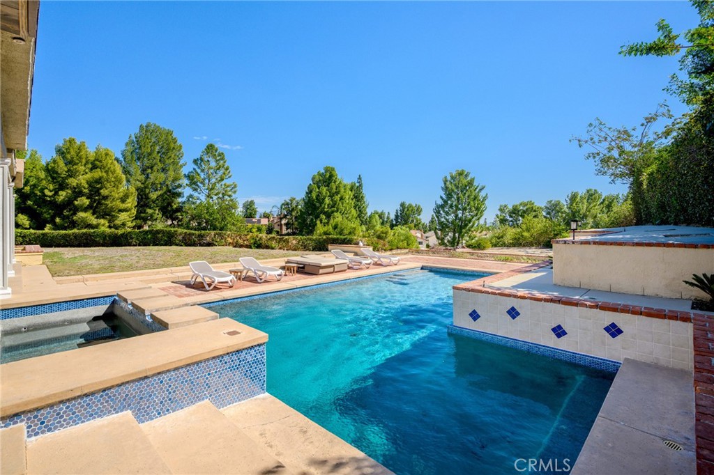 18536 Brymer Street Property Photo 41