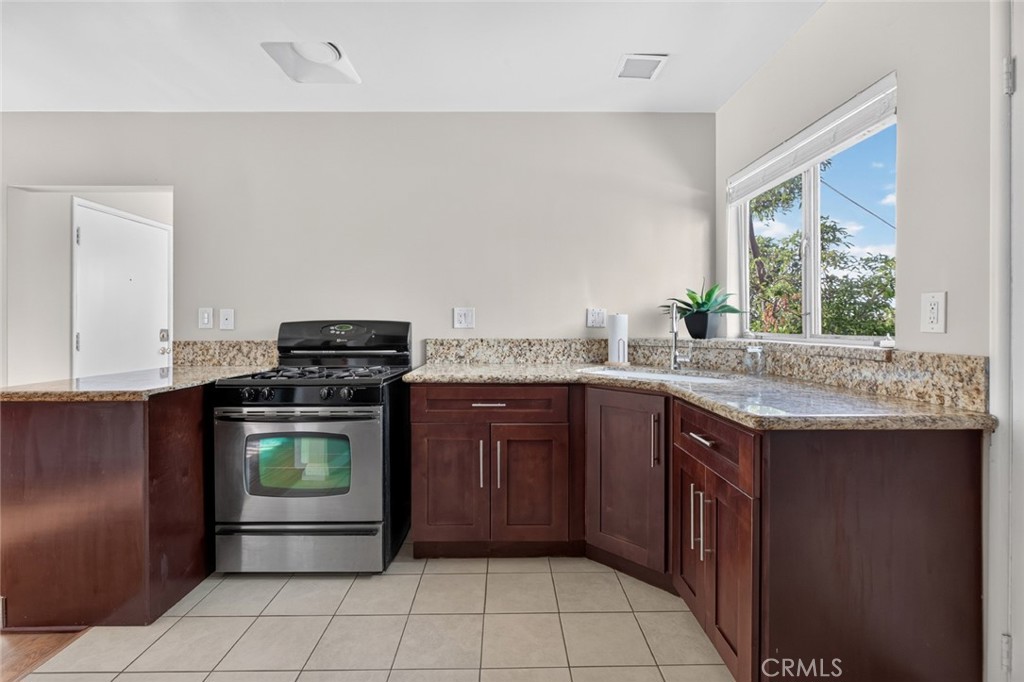 1442 Verd Oaks A Property Photo 6