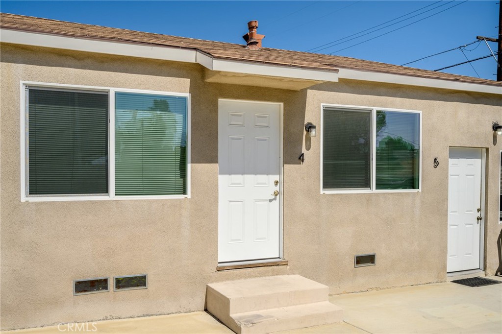 6250 Vineland Avenue 1 Property Photo 2
